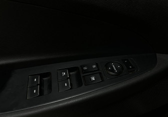 Подержанный автомобиль Hyundai Tucson 2019 года (17 фото)