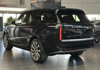 Новый Land Rover Range Rover 2025 (4 фото)