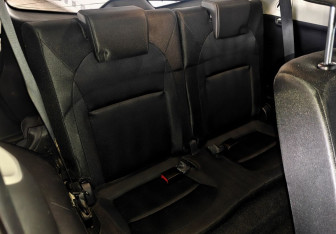 Подержанный автомобиль Nissan Qashqai+2 2012 года (11 фото)