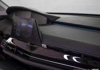 Подержанный автомобиль Changan UNI-K 2023 года (23 фото)