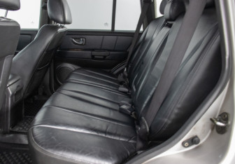 Подержанный автомобиль Hyundai Terracan 2004 года (11 фото)