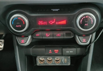 Подержанный автомобиль Kia Picanto 2018 года (18 фото)