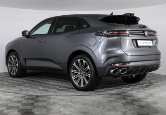 Подержанный автомобиль Changan UNI-K 2023 года (7 фото)