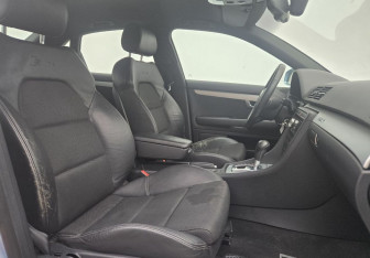 Подержанный автомобиль Audi A4 Sedan 2006 года (10 фото)