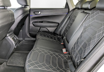 Подержанный автомобиль Kia Optima Sedan 2020 года (12 фото)