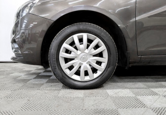 Подержанный автомобиль LADA (ВАЗ) Vesta Sedan 2022 года (19 фото)