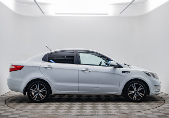 Подержанный автомобиль Kia Rio Sedan 2014 года (4 фото)