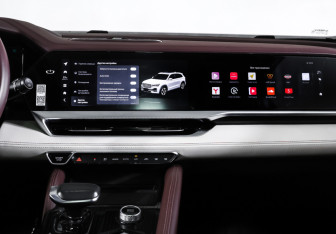 Подержанный автомобиль Geely Monjaro 2024 года (14 фото)