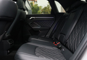 Подержанный автомобиль Audi Q3 2026 года (9 фото)