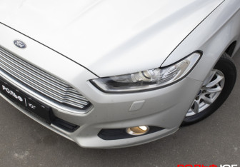 Подержанный автомобиль Ford Mondeo Sedan 2017 года (25 фото)