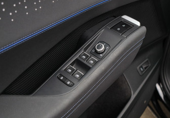 Подержанный автомобиль Volkswagen Teramont 2025 года (21 фото)