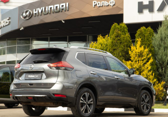 Подержанный автомобиль Nissan X-Trail 2021 года (4 фото)