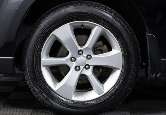 Подержанный автомобиль Subaru Outback Wagon 2012 года (19 фото)