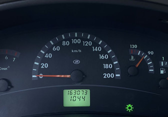 Подержанный автомобиль LADA (ВАЗ) Kalina Wagon 2010 года (18 фото)