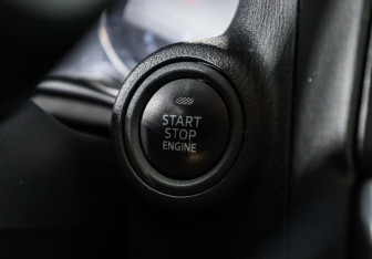 Подержанный автомобиль Mazda CX-5 2015 года (12 фото)