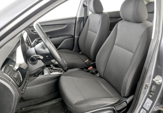 Подержанный автомобиль Kia Rio Hatchback 2021 года (20 фото)