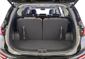 Подержанный автомобиль Hyundai Santa Fe 2018 года (27 фото)