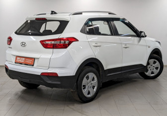 Подержанный автомобиль Hyundai Creta 2020 года (5 фото)