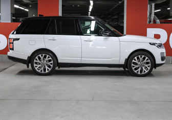 Подержанный автомобиль Land Rover Range Rover 2019 года (4 фото)