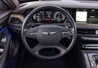 Подержанный автомобиль Genesis G90 2019 года (22 фото)