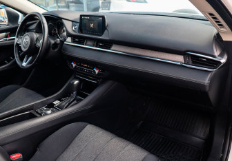 Подержанный автомобиль Mazda 6 Sedan 2021 года (7 фото)