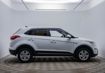Подержанный автомобиль Hyundai Creta 2020 года (4 фото)