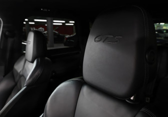Подержанный автомобиль Porsche Cayenne 2016 года (18 фото)