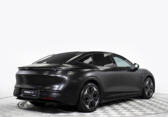 Подержанный автомобиль Zeekr 001 2024 года (5 фото)