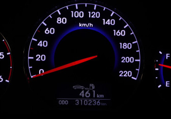 Подержанный автомобиль Hyundai Santa Fe 2010 года (15 фото)