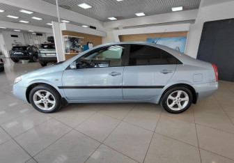 Подержанный автомобиль Nissan Primera Sedan 2006 года (8 фото)