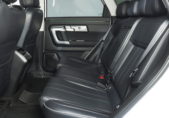 Подержанный автомобиль Jaecoo J7 2023 года (10 фото)