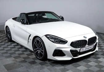 Подержанный автомобиль BMW Z4 Roadster 2020 года (16 фото)