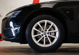 Подержанный автомобиль Audi A6 Sedan 2020 года (37 фото)