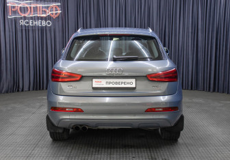 Подержанный автомобиль Audi Q3 2012 года (6 фото)
