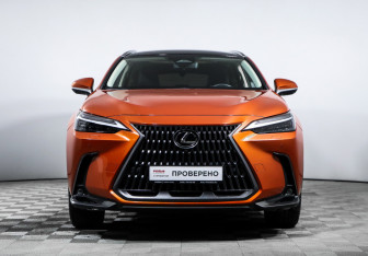 Подержанный автомобиль Lexus NX 2021 года (2 фото)