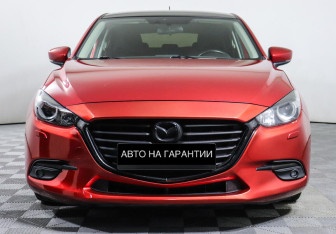 Подержанный автомобиль Mazda 3 Hatchback 2016 года (2 фото)
