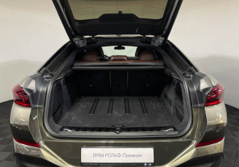 Новый BMW X6 2025 (9 фото)