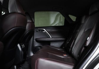 Подержанный автомобиль Lexus RX 2020 года (12 фото)