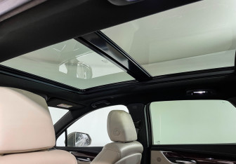 Подержанный автомобиль Cadillac XT5 2019 года (17 фото)