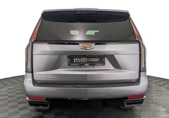 Подержанный автомобиль Cadillac Escalade Suv 2021 года (6 фото)