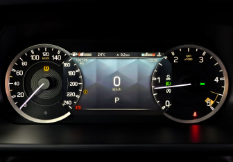 Подержанный автомобиль Land Rover Defender Suv 2021 года (13 фото)