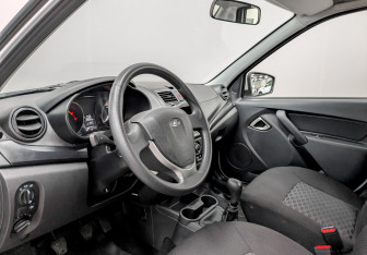 Подержанный автомобиль LADA (ВАЗ) Granta Sedan 2024 года (16 фото)