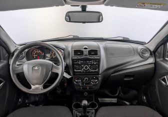 Подержанный автомобиль LADA (ВАЗ) Granta Sedan 2020 года (14 фото)