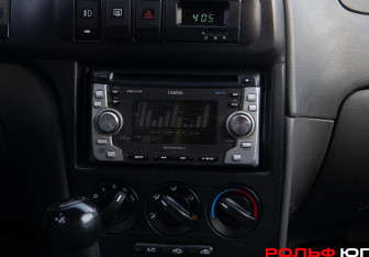 Подержанный автомобиль Kia Spectra Sedan 2006 года (15 фото)