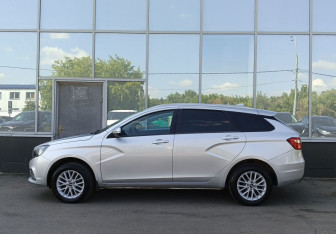 Подержанный автомобиль LADA (ВАЗ) Vesta Wagon 2019 года (8 фото)