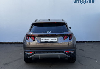 Подержанный автомобиль Hyundai Tucson 2023 года (6 фото)