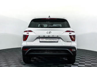Подержанный автомобиль Hyundai Creta 2022 года (6 фото)