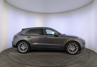 Подержанный автомобиль Porsche Macan 2014 года (4 фото)