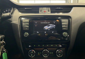 Подержанный автомобиль Skoda Octavia Liftback 2013 года (15 фото)