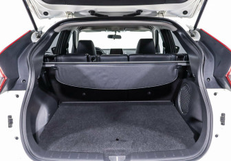 Подержанный автомобиль Mitsubishi Eclipse Cross 2019 года (19 фото)